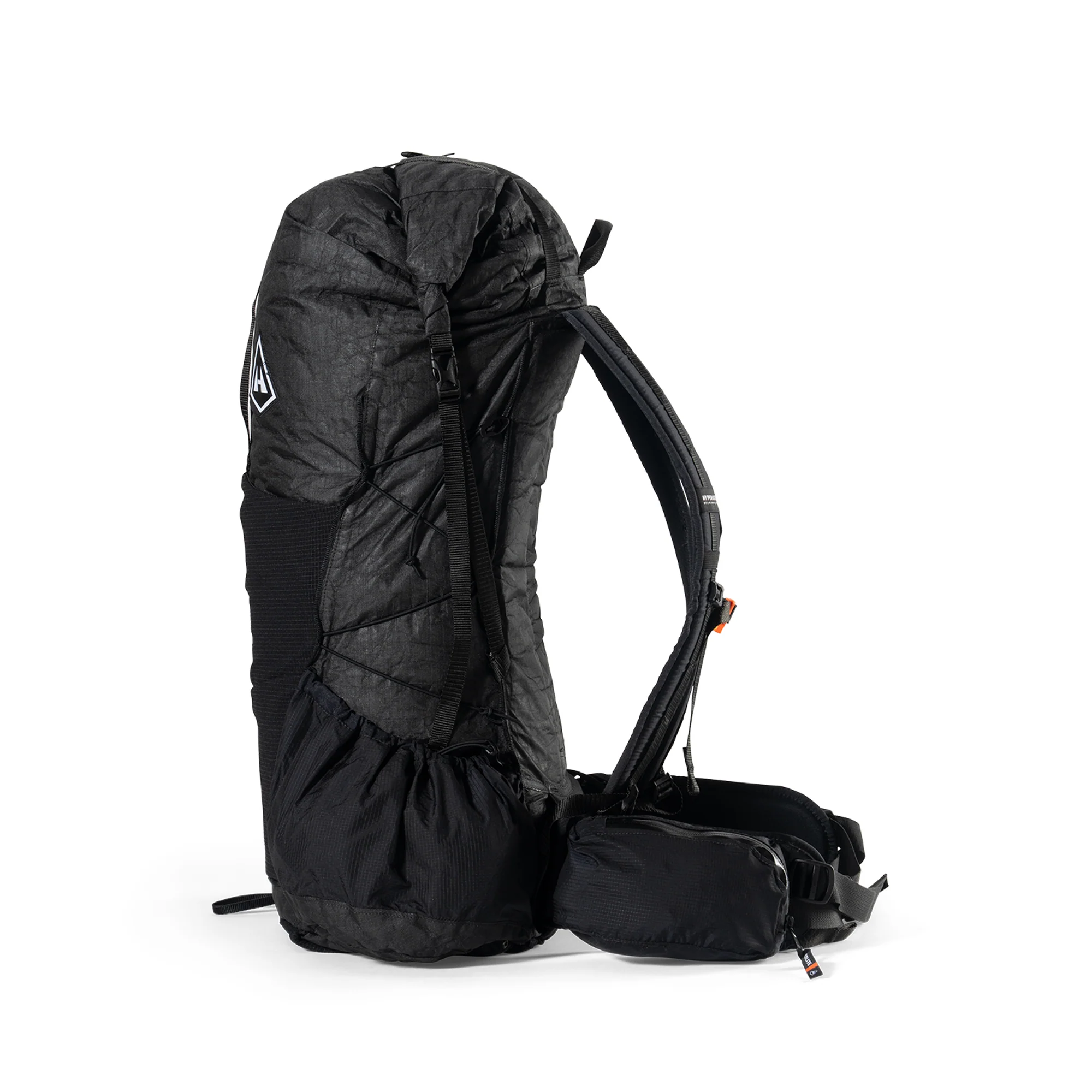 Side profile of the black Hyperlite Mountain Gear Unbound 40 backpack